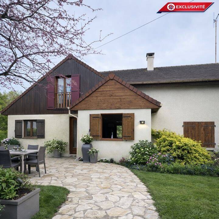 Maison à CHALO-SAINT-MARS