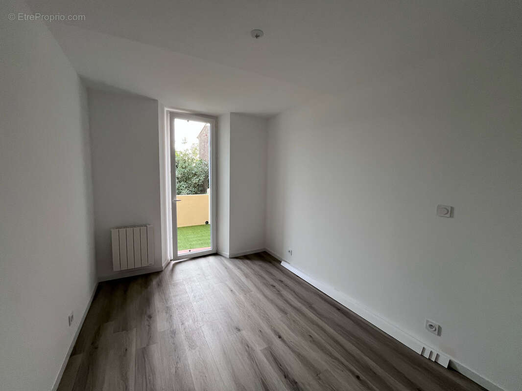 Appartement à CARNOULES