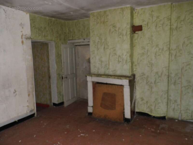 Dpt Calvados (14), à vendre FALAISE immeuble  de 312 m² habitables - photo 5