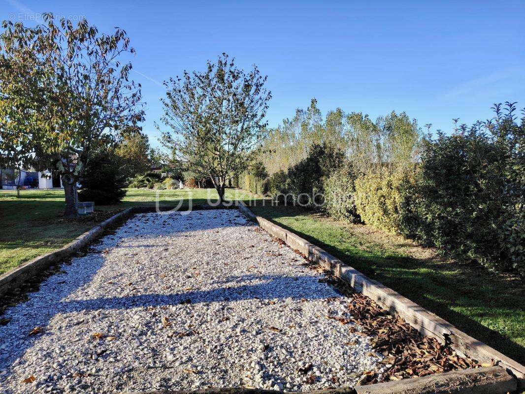 Maison à CAUDECOSTE