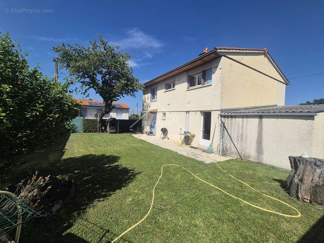 Maison à LEMPDES