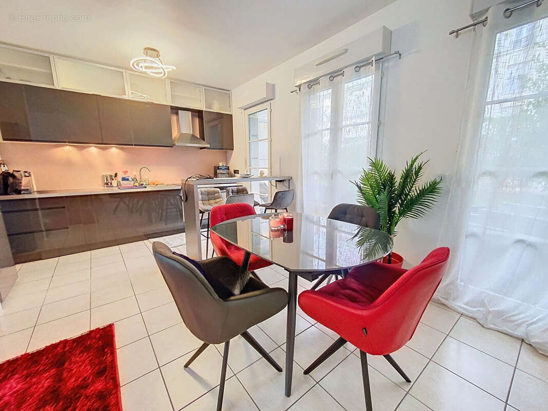 Appartement à SERRIS