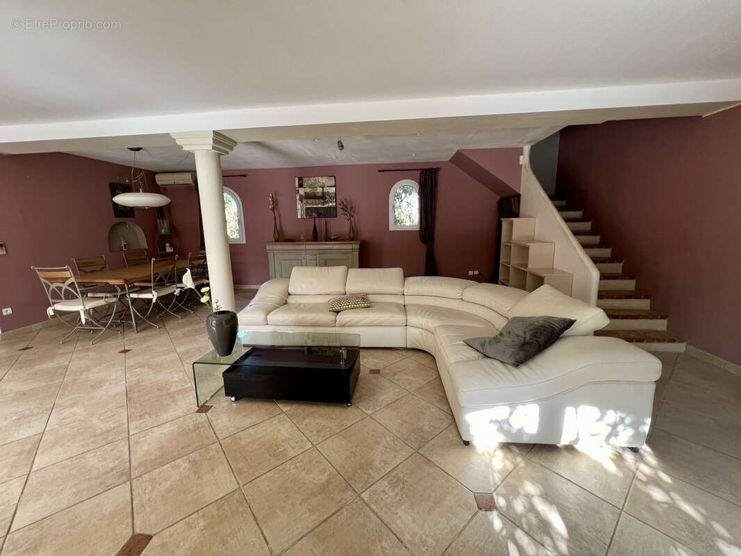 Maison à SAINT-ROMAIN-EN-VIENNOIS