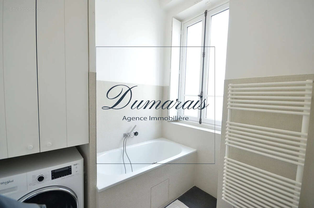 Appartement à PARIS-4E