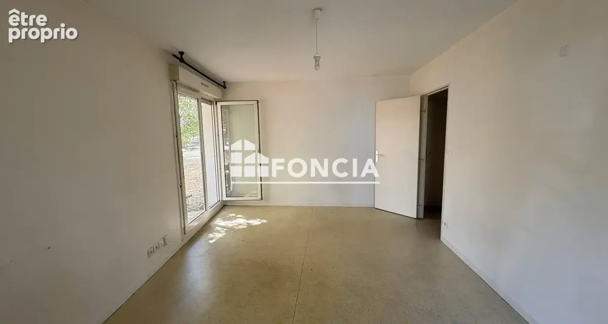 Roustaing 26m2 + jardin + parking - photo 1