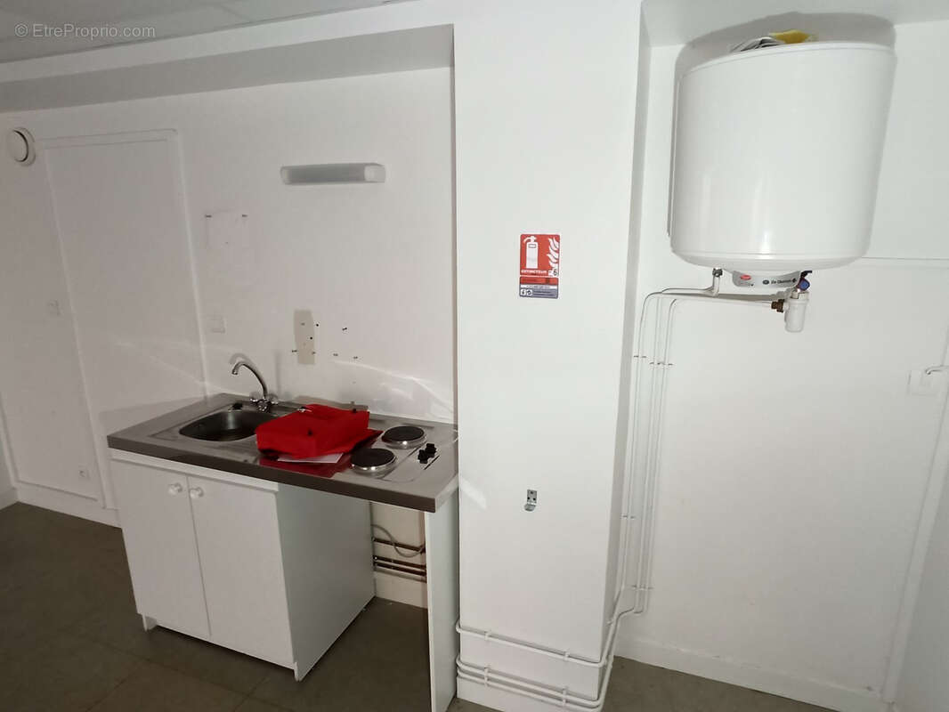 Commerce à SAINT-JUNIEN