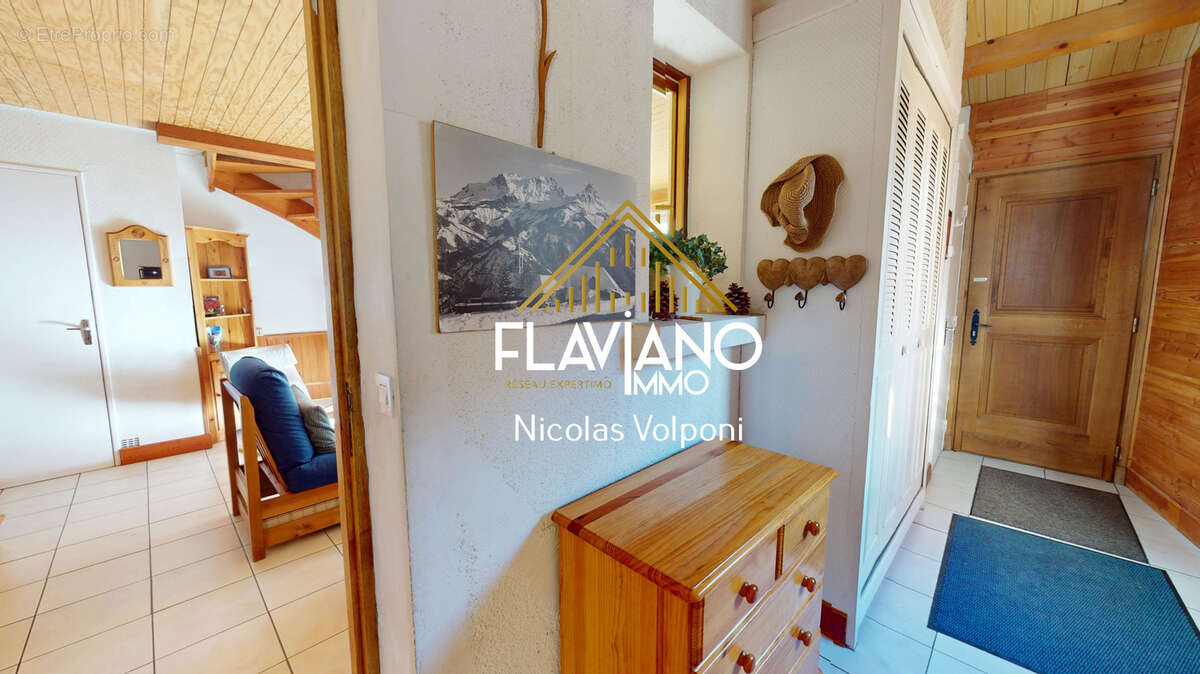 Appartement à LES THUILES