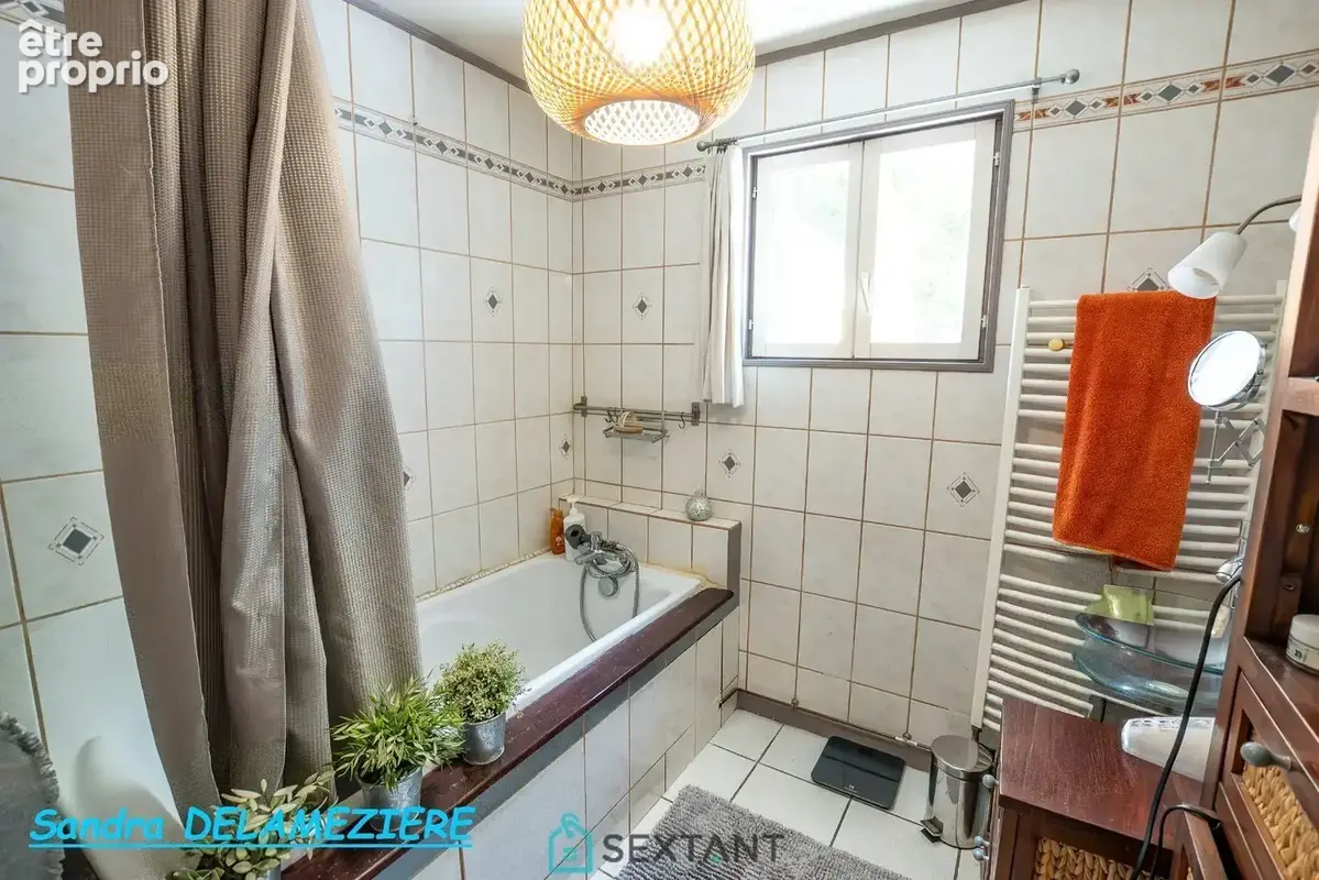 Maison amiénoise de charme  108 m² au sol  3 chambres + bureau  Jardin  Amiens Sud - photo 9