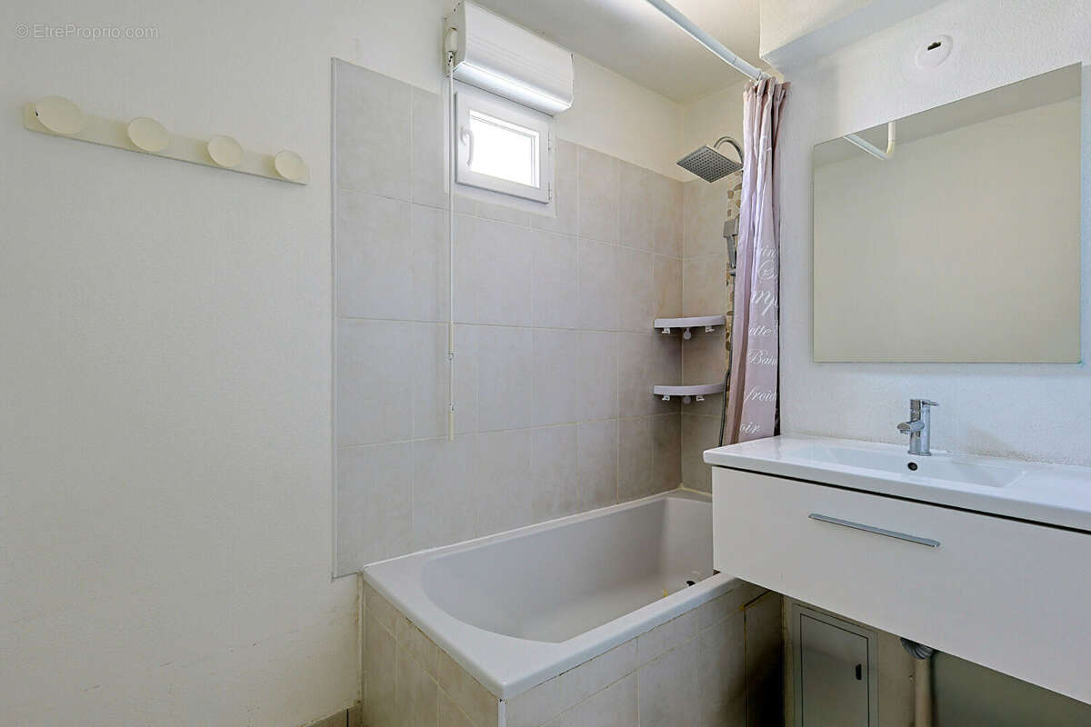 Appartement Marseille 3 pièce(s) 72.40 m2 - photo 10