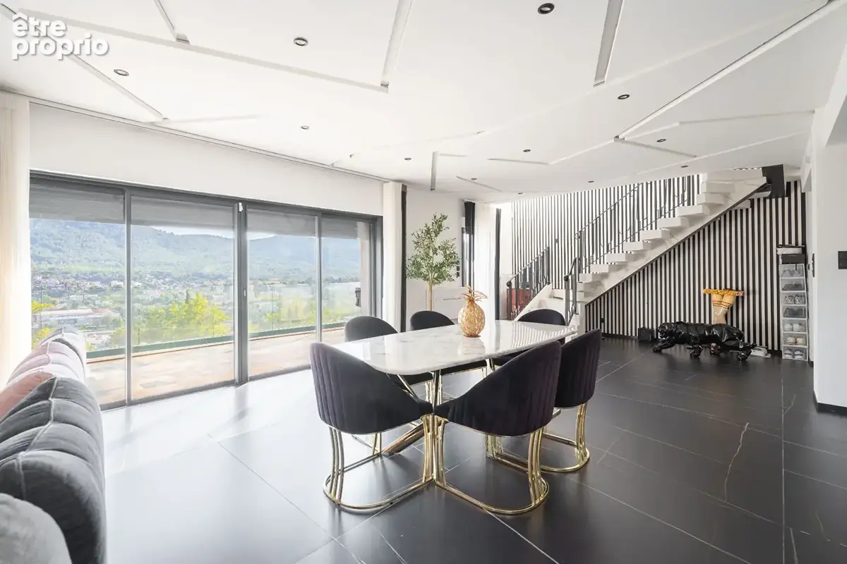 Villa moderne - 8 pièces - 230 m2 - Eoures / Marseille 11 - photo 12