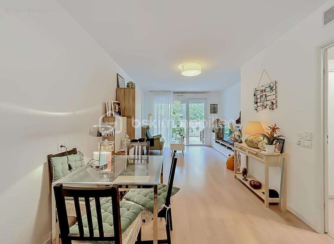 Appartement à CASTELNAU-LE-LEZ