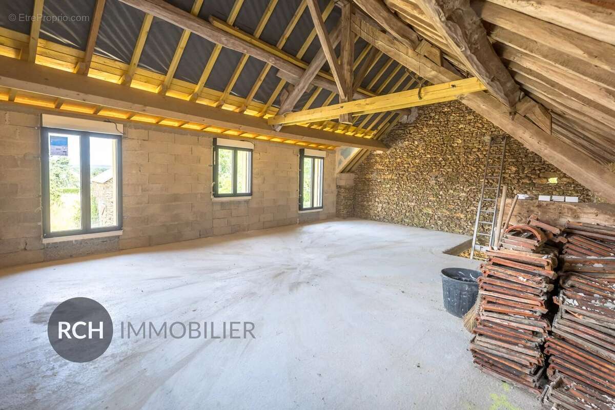 Ancienne grange en pierre à aménager - photo 11