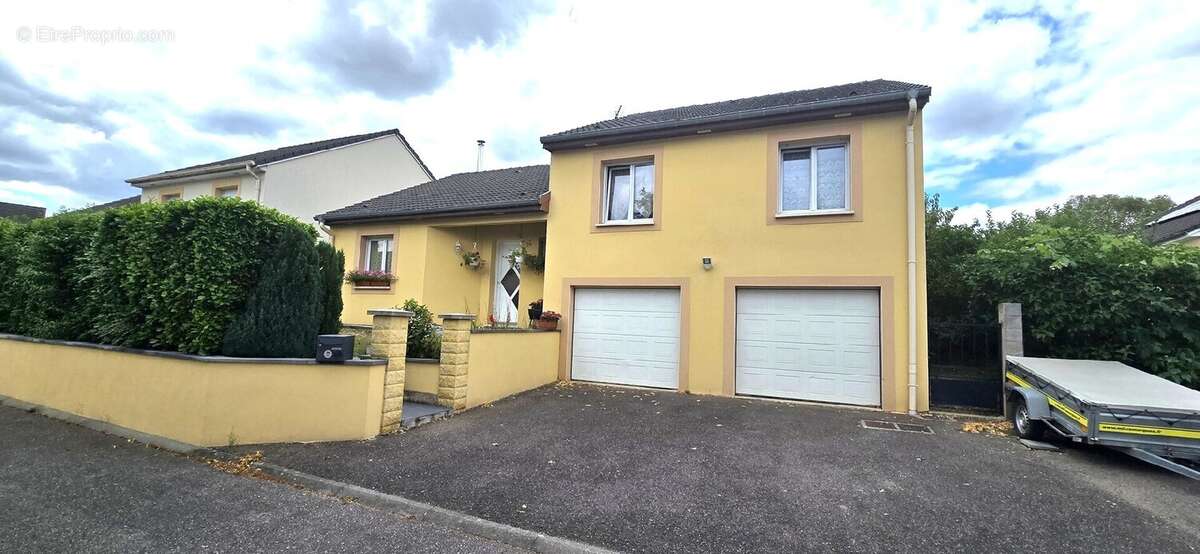Maison à ECROUVES