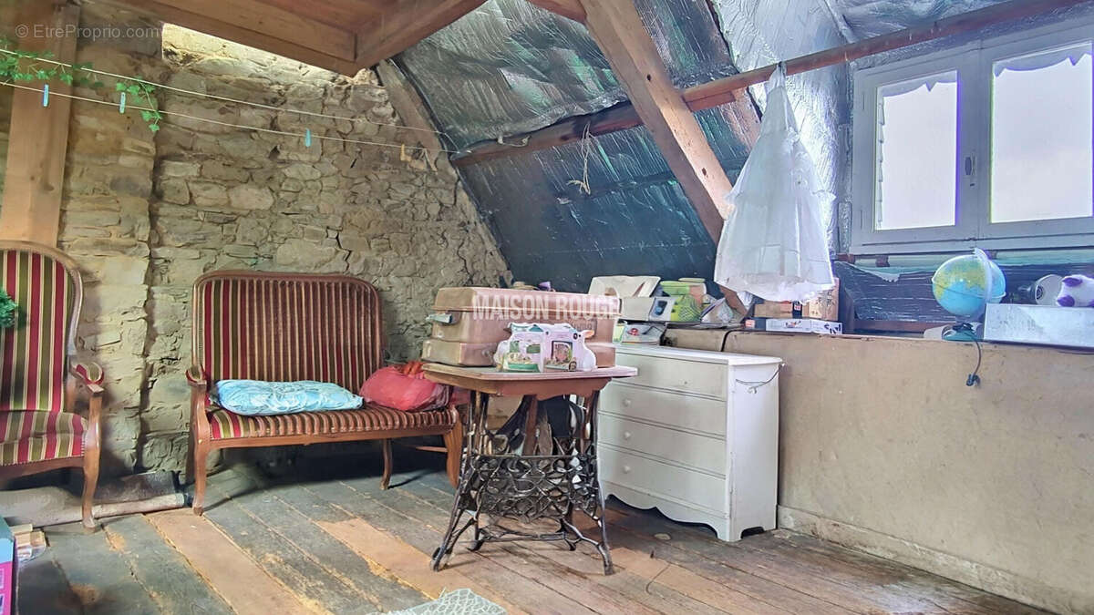 Maison à PONTRIEUX