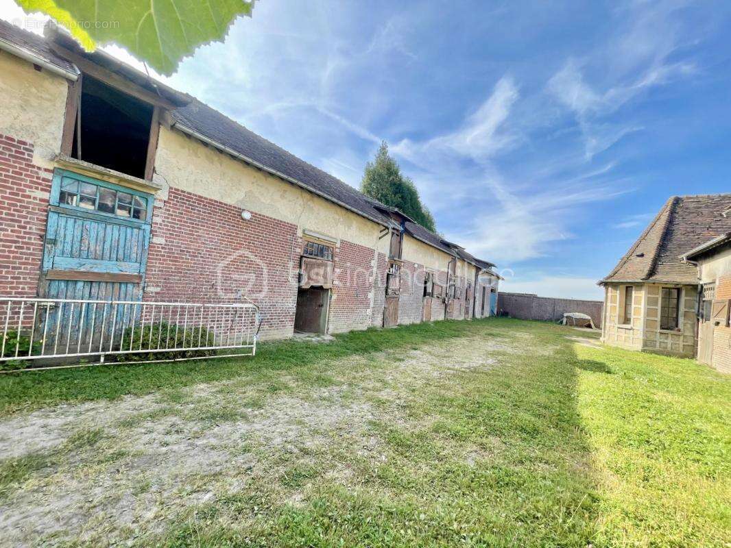 Maison à BEAUVAIS