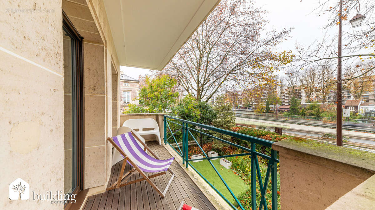 Face Seine - 70m² avec 2 chambres et balcon - photo 14