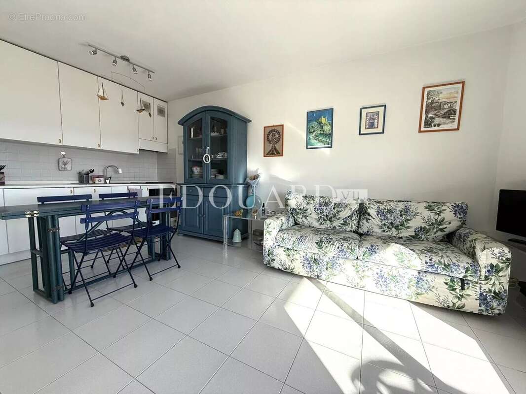 Appartement à ROQUEBRUNE-CAP-MARTIN