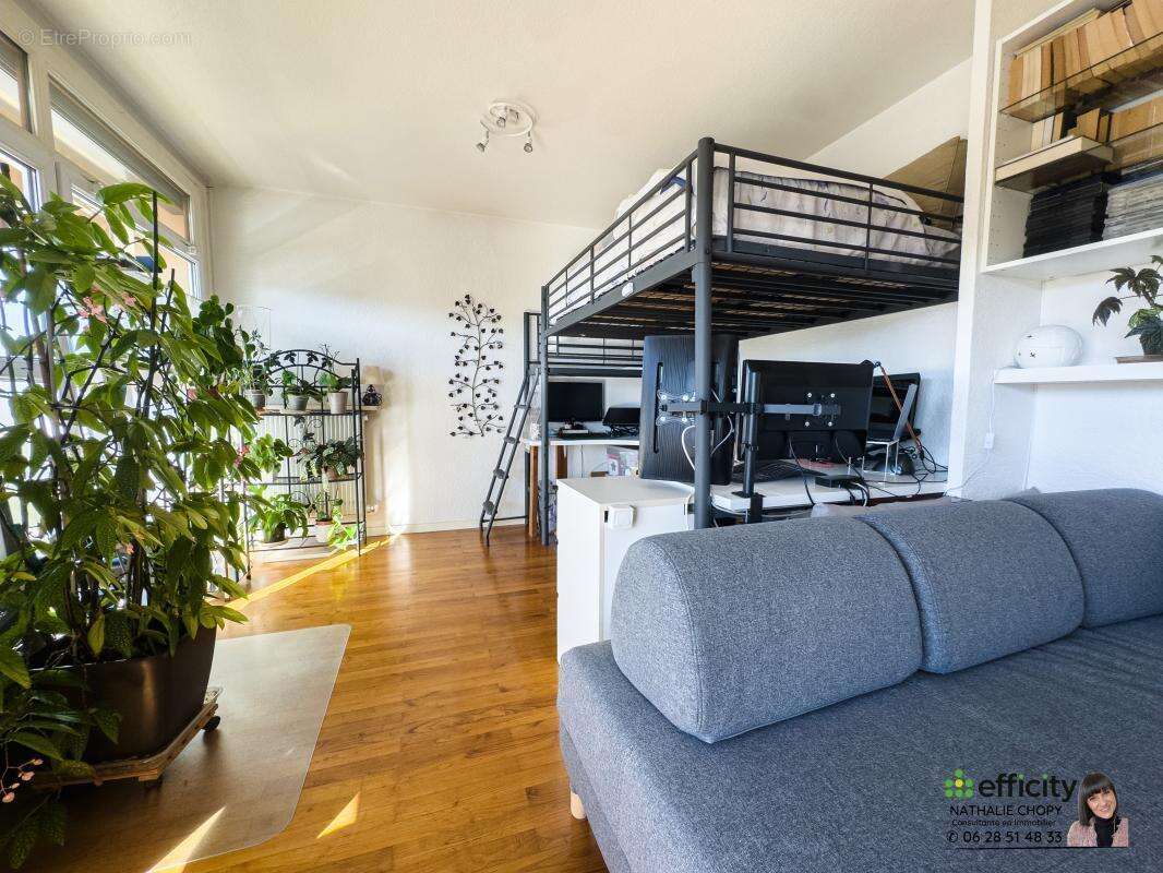 Appartement à SAINT-ETIENNE