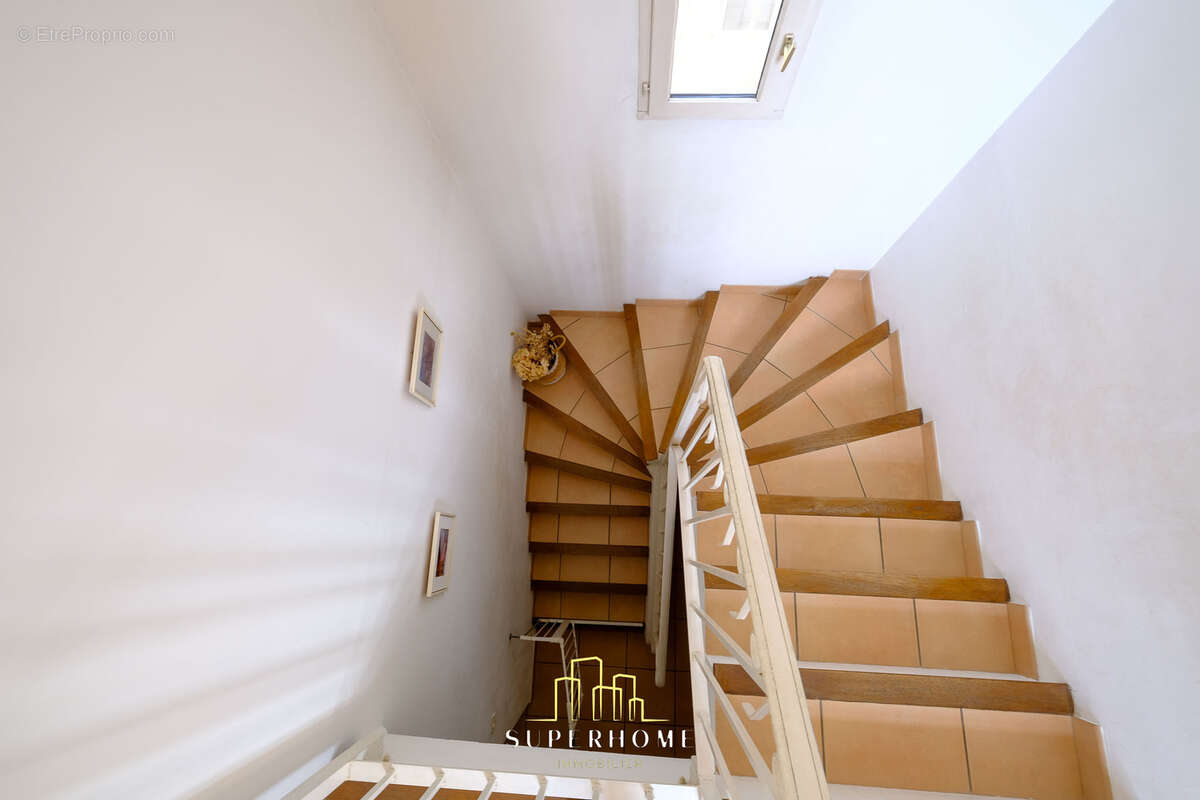 Maison familiale T5 avec piscine   Un véritable havre de paix aux Caillols (Marseille 13012) - photo 21