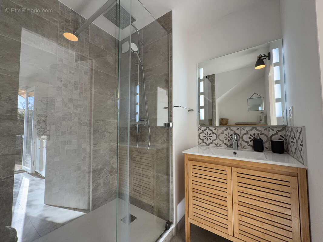 Maison à LA LONDE-LES-MAURES