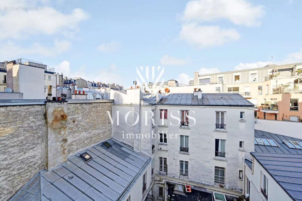 Appartement à PARIS-18E