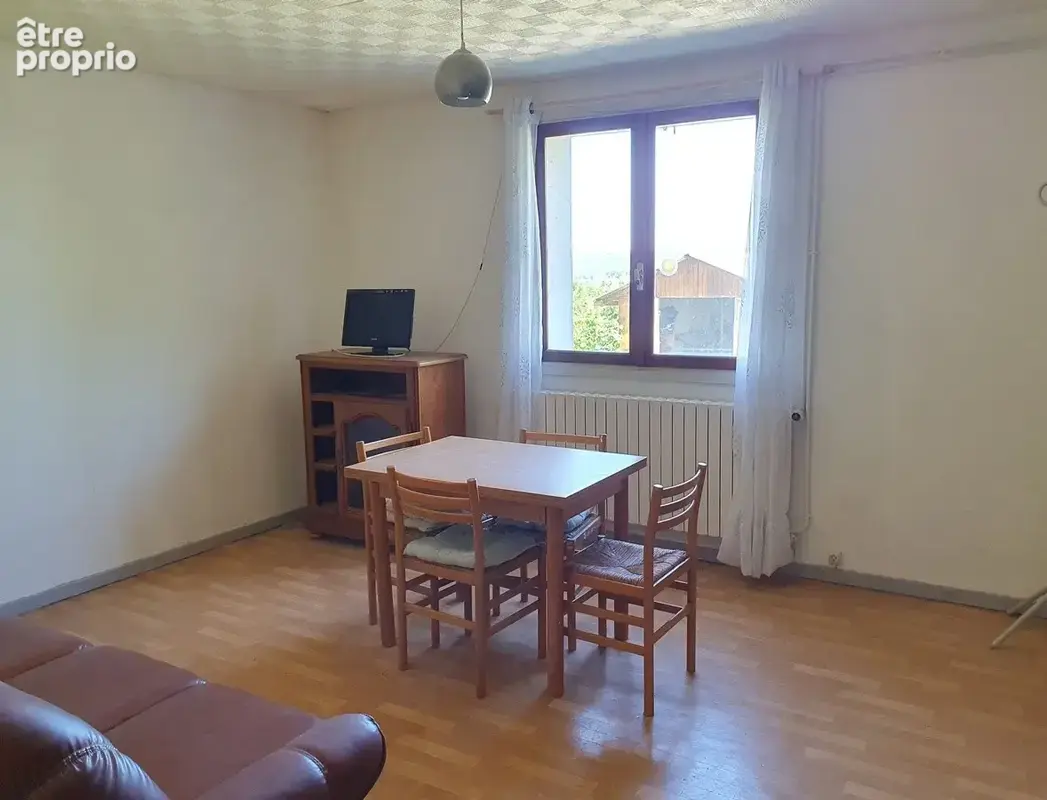 Maison familiale avec appartement indépendant sur 2157m2 de terrain - photo 11