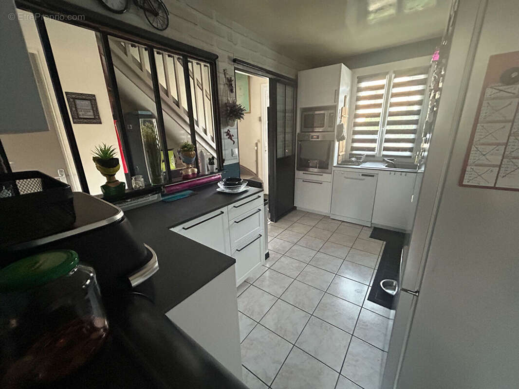 Maison 3 chambres, 1 bureau, garage, jardin - photo 13