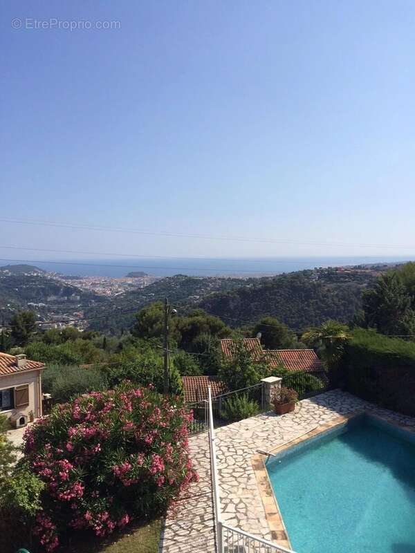 Maison à TOURRETTE-LEVENS