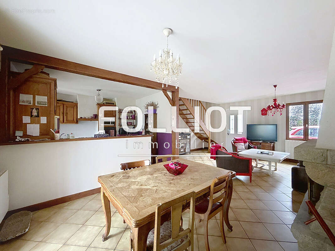 A vendre Maison à vendre à Saint-Aubin-des-Préaux - photo 2