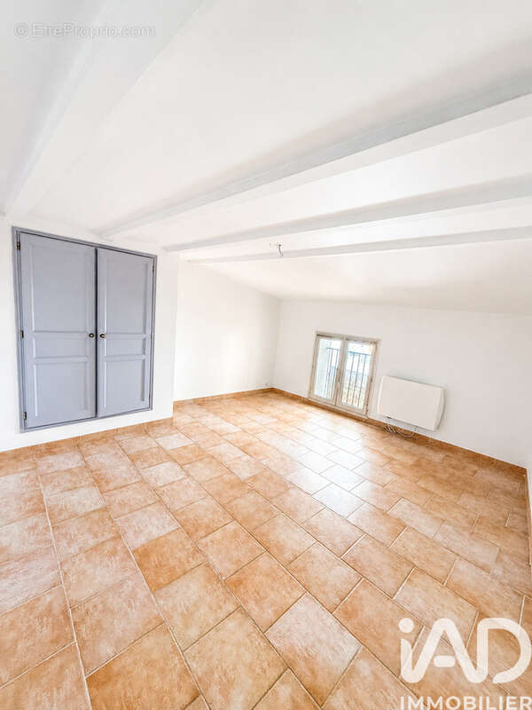 Maison 115 m² à Jouques  - photo 7