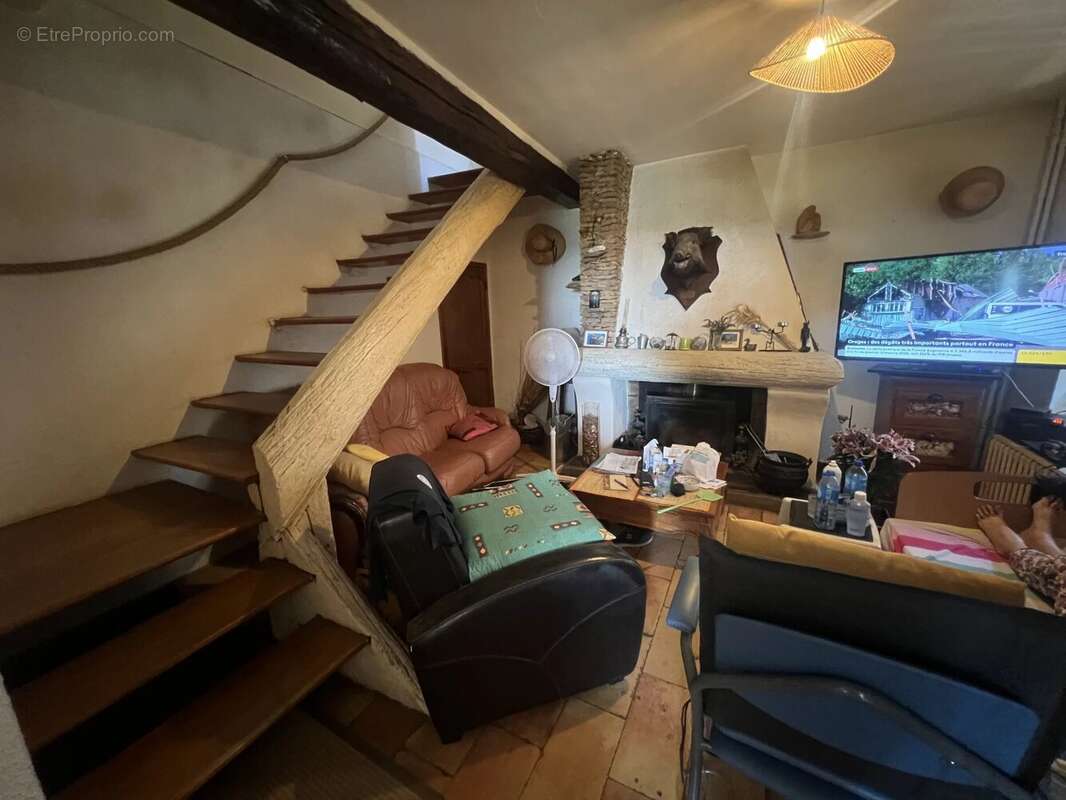 Maison à MONTPEZAT