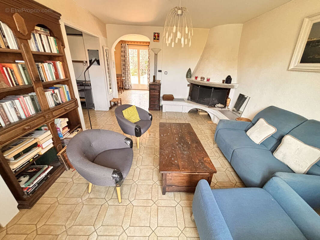 Maison à BASSE-GOULAINE