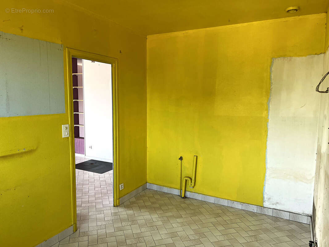 Maison à MEYRIEU-LES-ETANGS