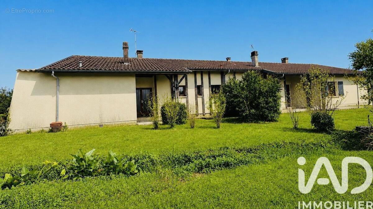 Photo 1 - Maison à BEYLONGUE