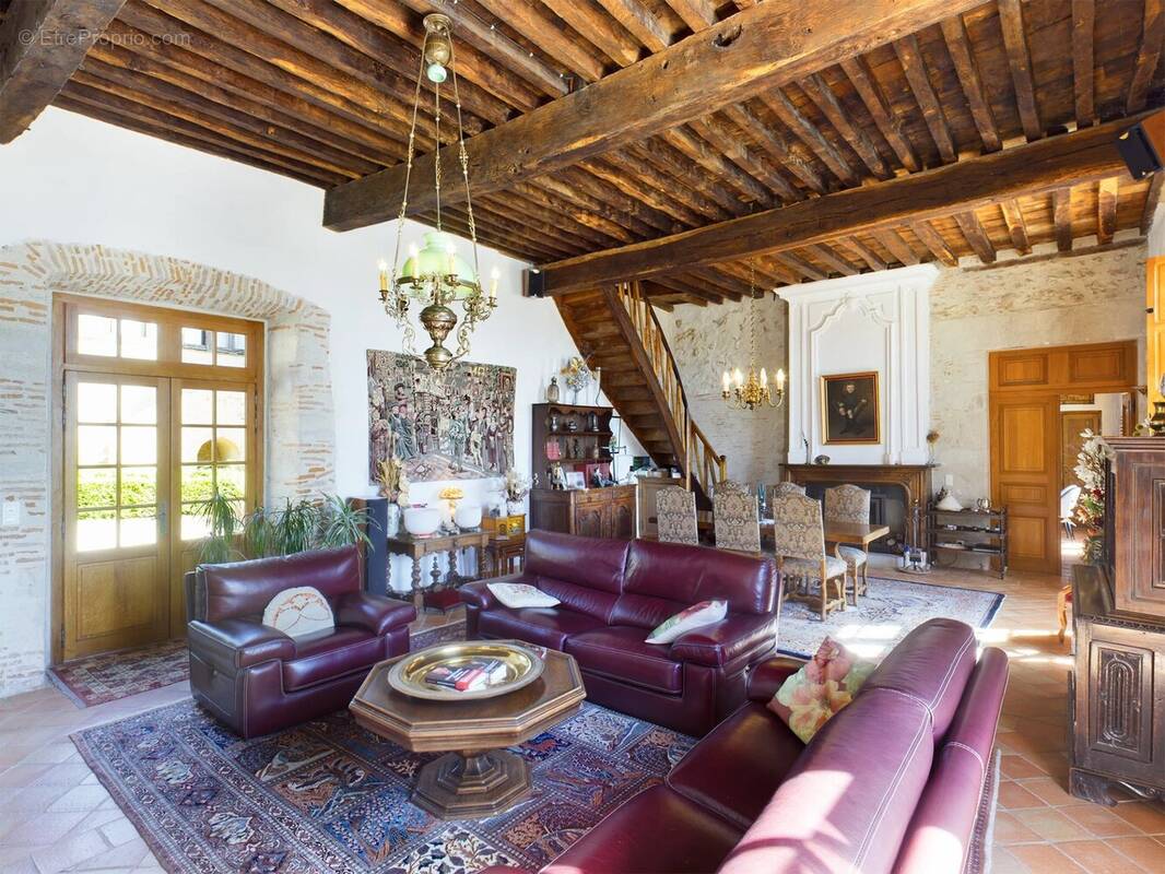 Maison à MONFLANQUIN