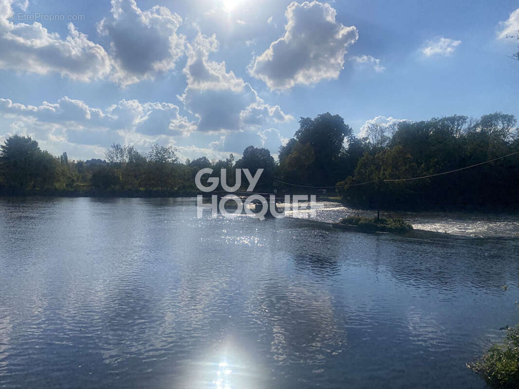 Maison à SAINT-BRIS-LE-VINEUX