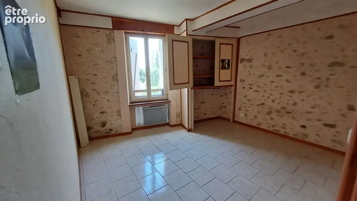 Ensemble immobilier de 4 logements en pierres sur une parcelle de 3109 m2. IDEAL INVESTISSEMENT LOCATIF. - photo 22