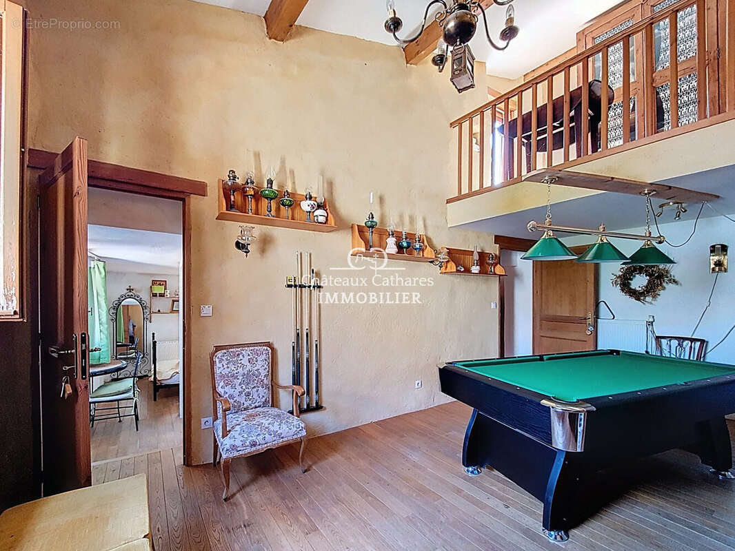 Maison à CUBIERES-SUR-CINOBLE