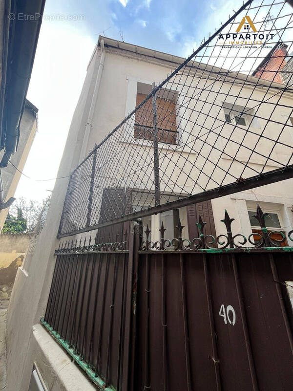Maison à VICHY