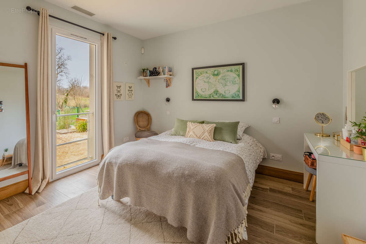 Maison à SAINT-SULPICE-ET-CAMEYRAC