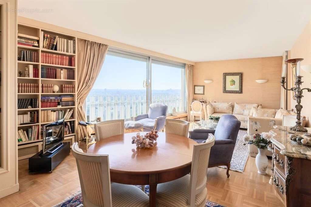 Appartement à SAINT-CLOUD