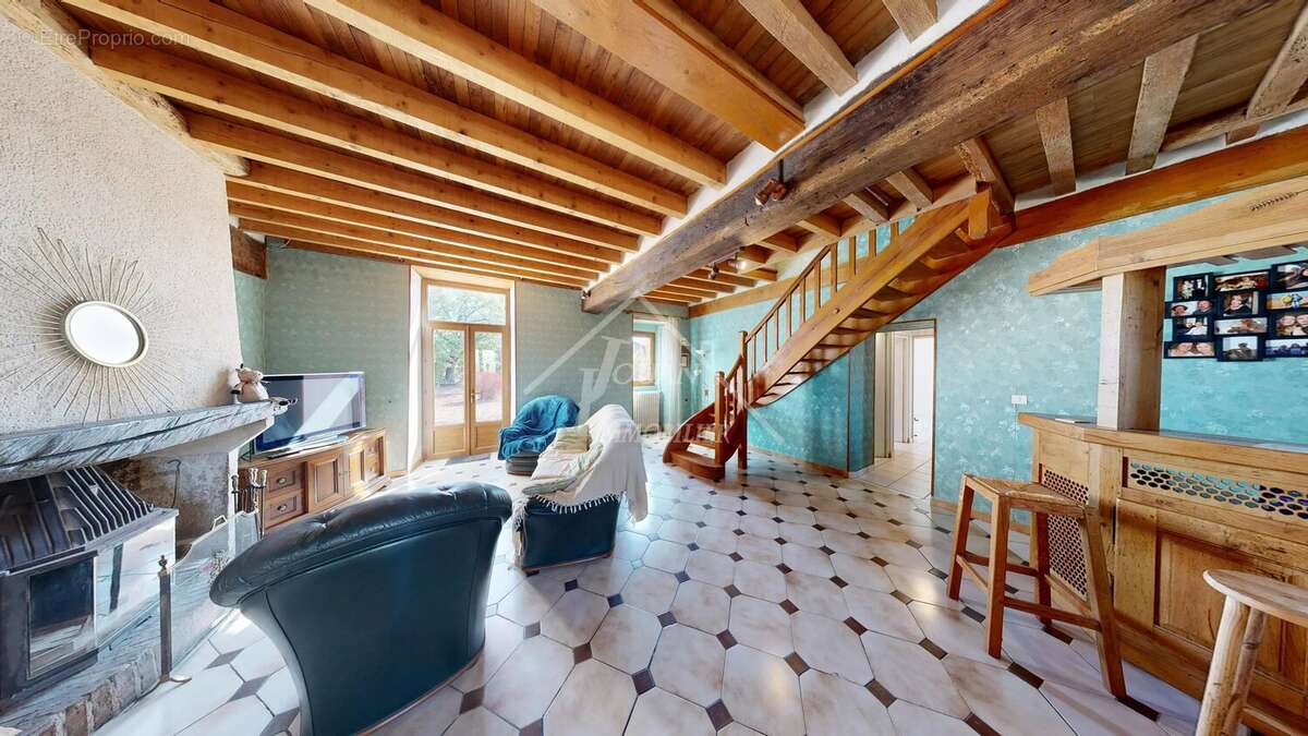 Exclusivite belle maison quatre chambres terrain et dependances - photo 2