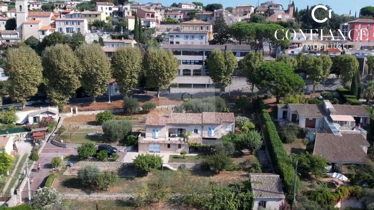Appartement à LA GAUDE