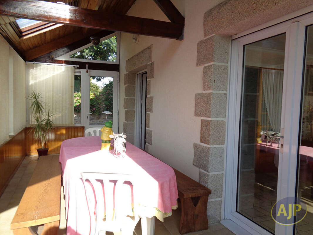 Maison à CRUGUEL
