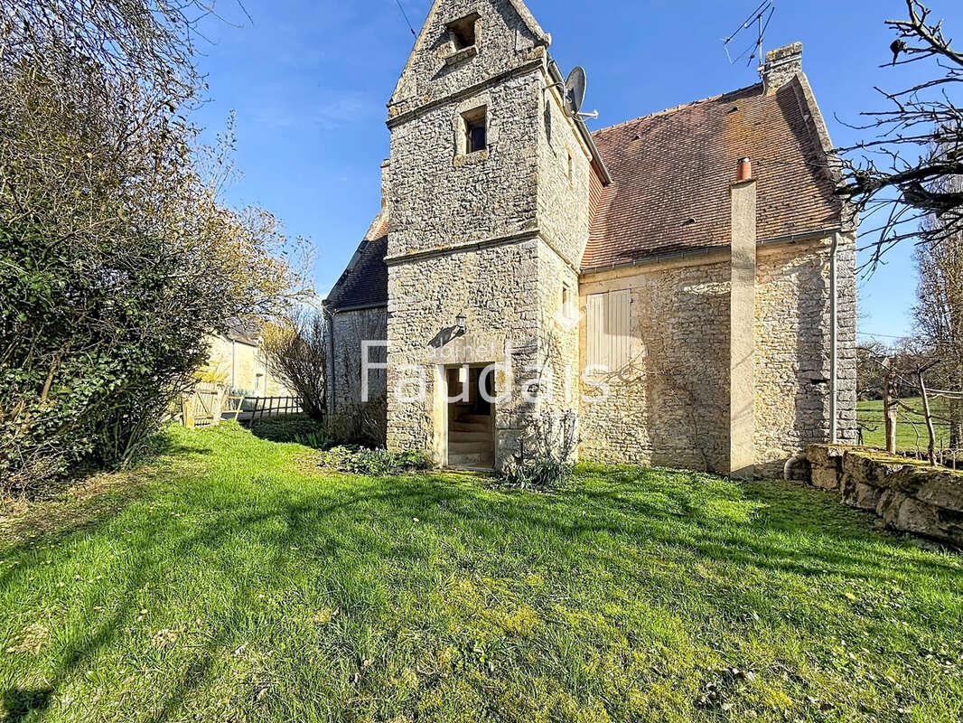 Maison à VERSAINVILLE