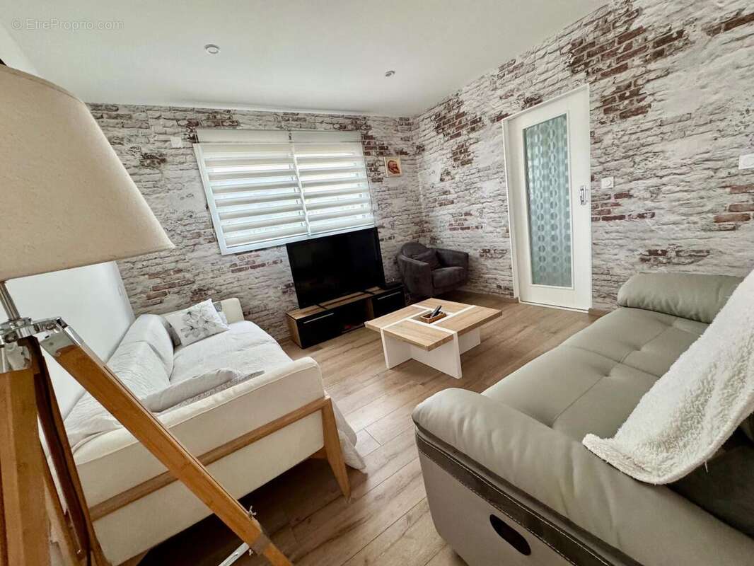 Photo 6 - Maison à MONTREUIL-JUIGNE