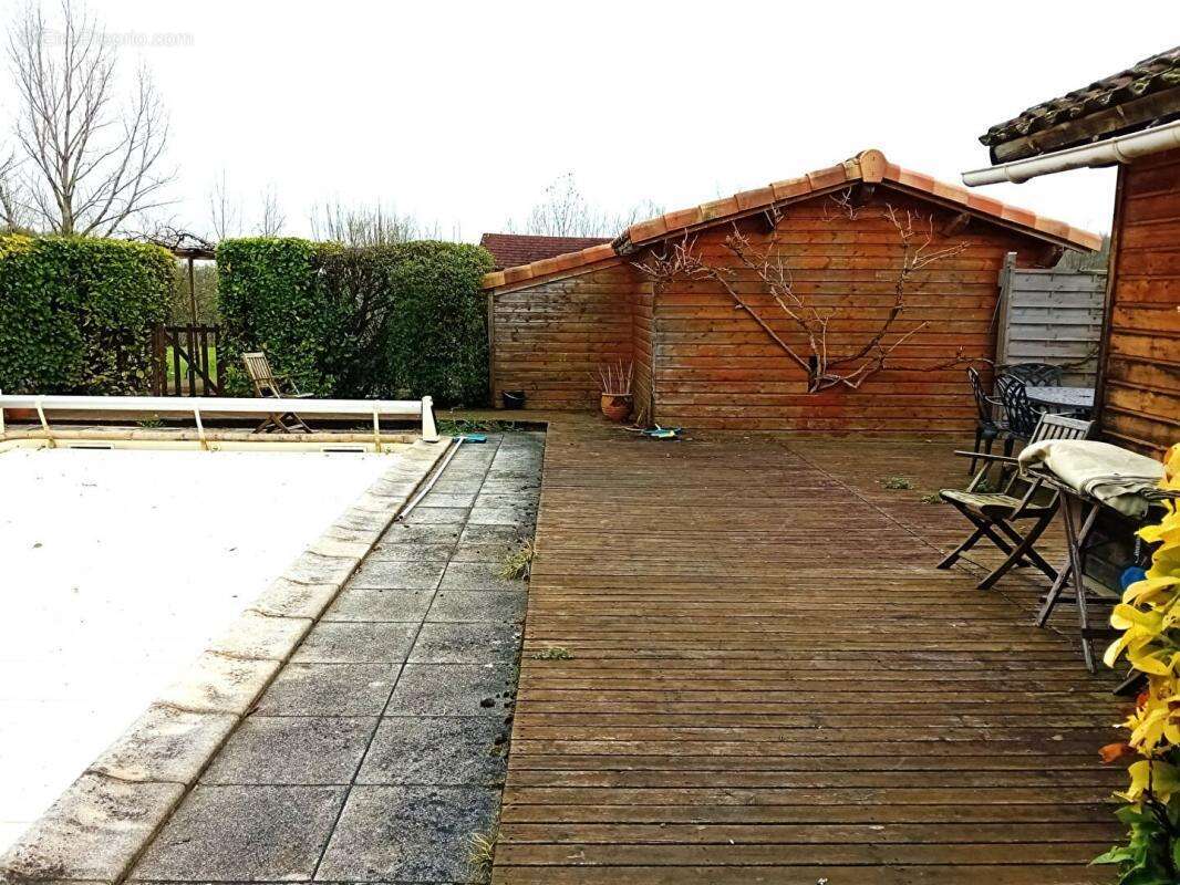 Maison à SAINT-BEAUZILE