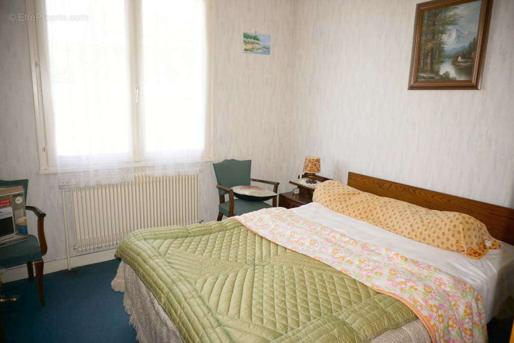 Maison à GUEUGNON