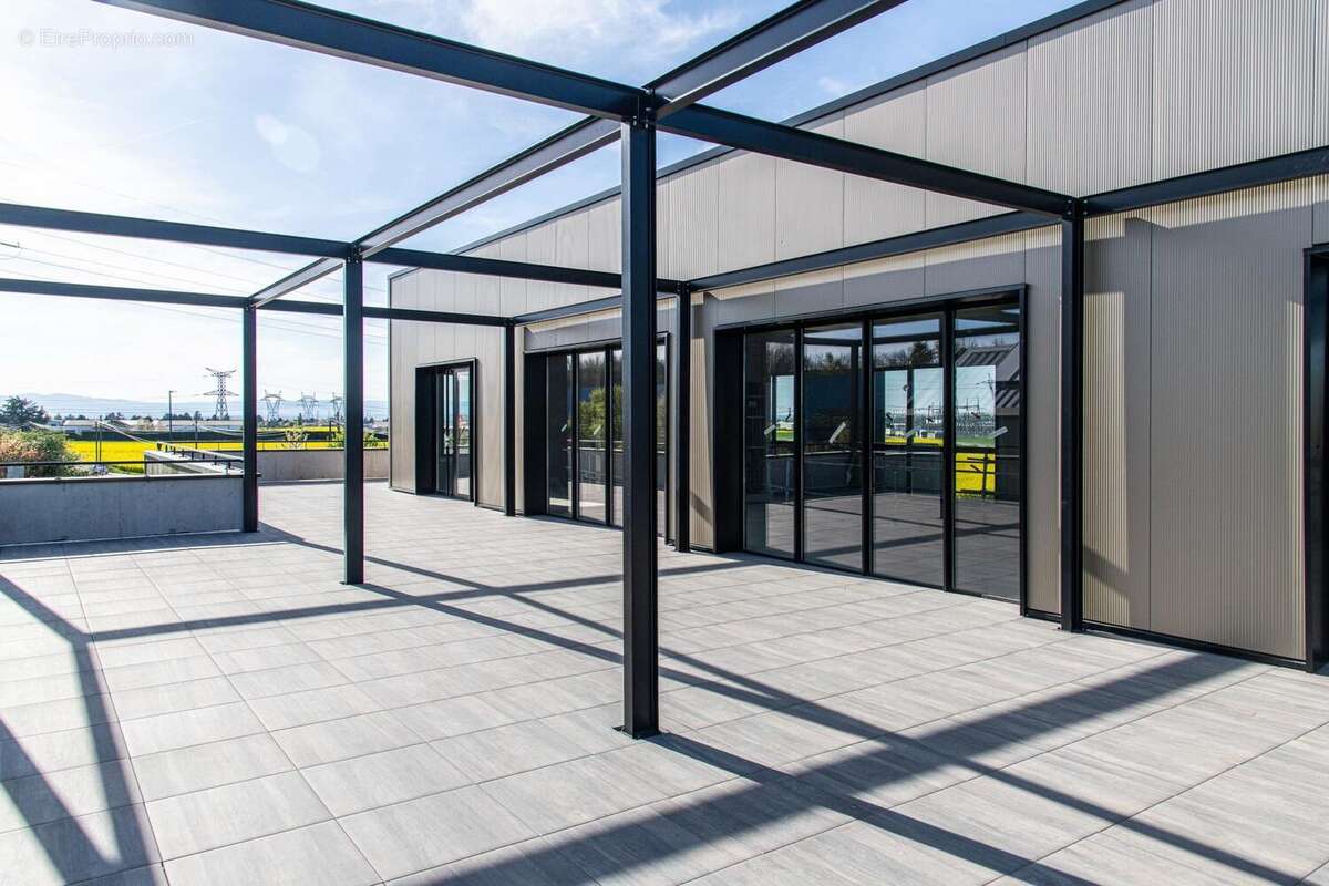 Photo 3 - Commerce à TOUSSIEU