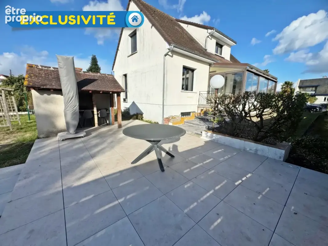 Maison 5 pièces 116 m² · à Châteauneuf-sur-Loire · 115,6 m² · 269 800 €